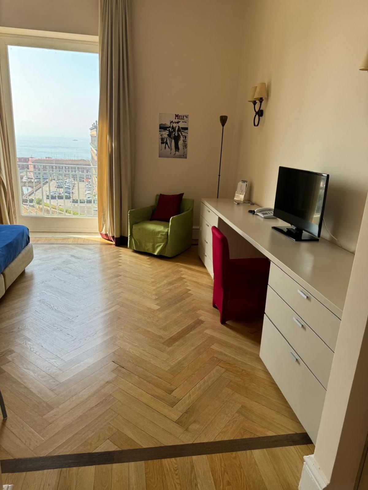 Residence Gli Angioini Srl Napoli Dış mekan fotoğraf